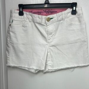 Tommy Hilfiger, white Denim Mid Rise frayed shorts, Sz. 4, Rise-8” Inseam 4” EUC